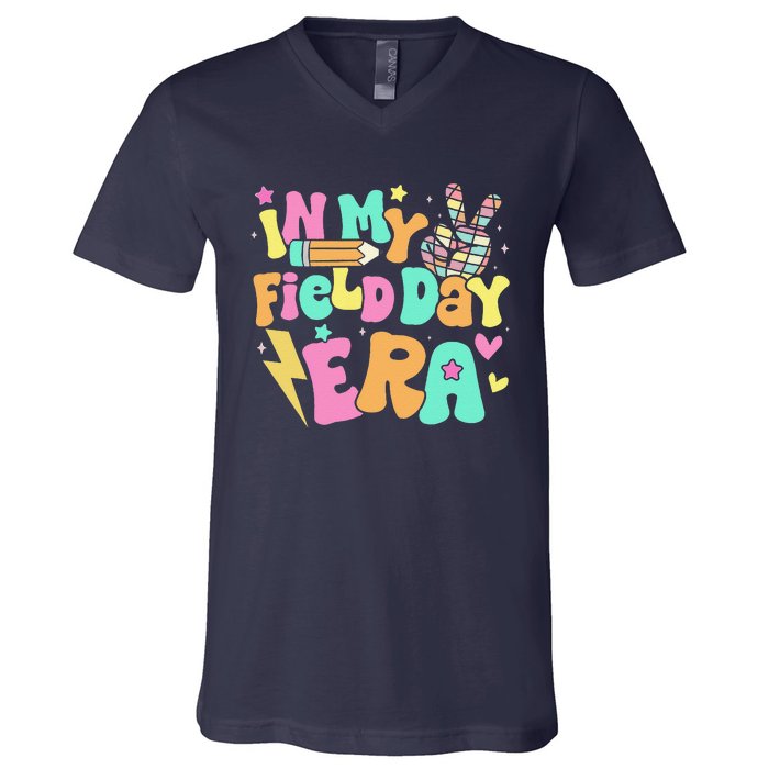 In My Field Day Era Groovy Field Day For Teacher V-Neck T-Shirt