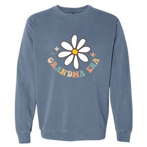 In My Grandma Era Lover Groovy Retro Mom Mothers Day Gift Garment-Dyed Sweatshirt