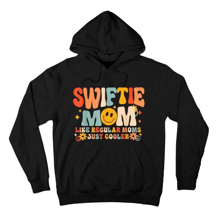 Its Me Hi Im The Cool Mom Its Me Retro Groovy Mothers Day Hoodie