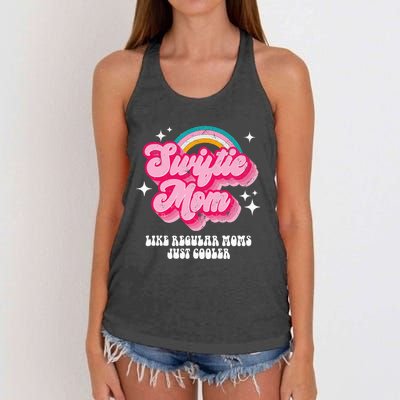 It's Me Hi I'm The Cool Mom It's Me Retro Groovy Mothers Day Women's Knotted Racerback Tank