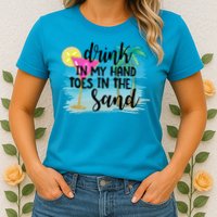 In My Hand Toes In The Sand Summer Vibes Beach Vacay Cool Gift Womens T-Shirt