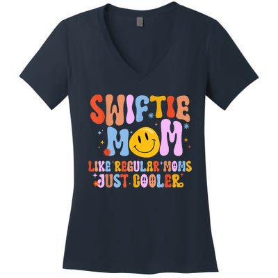 Its Me Hi Im The Cool Mom Its Me Retro Groovy Mothers Day Women's V-Neck T-Shirt