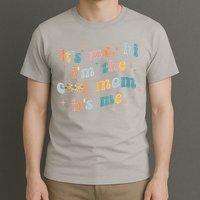 It's Me Hi I'm The Cool Mom It's Me Groovy Retro T-Shirt