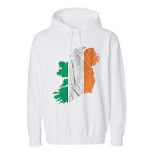 Ireland Map Irish Flag Ireland Trip Souvenir Irish Roots Cool Gift Garment-Dyed Fleece Hoodie