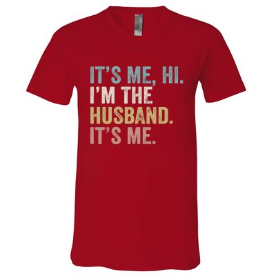 It's Me I'm The Husband It's Me V-Neck T-Shirt