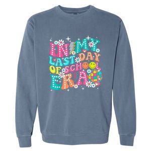 In My Last Day Of School Era Teacher Hello Summer Gift Garment-Dyed Sweatshirt