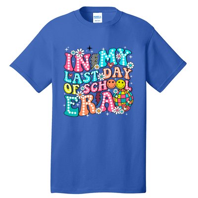 In My Last Day Of School Era Groovy Retro Graduate Funny Funny Gift Tall T-Shirt