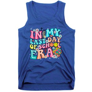 In My Last Day Of School Era Groovy Retro Graduate Funny Funny Gift Tank Top