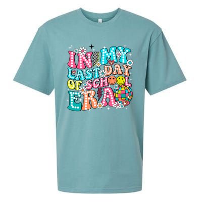 In My Last Day Of School Era Groovy Retro Graduate Funny Funny Gift Sueded Cloud Jersey T-Shirt