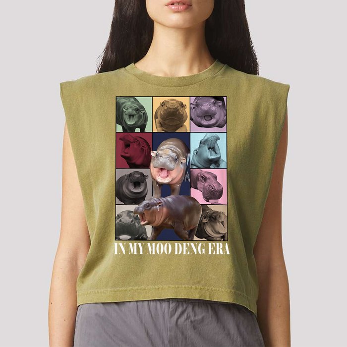 In My Moo Deng Era  Moo Deng Lover Garment-Dyed Women's Muscle Tee