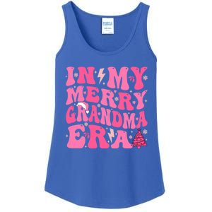 In My Merry Grandma Era Groovy Pink Christmas Grandma Gift Ladies Essential Tank