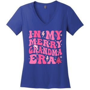 In My Merry Grandma Era Groovy Pink Christmas Grandma Gift Women's V-Neck T-Shirt