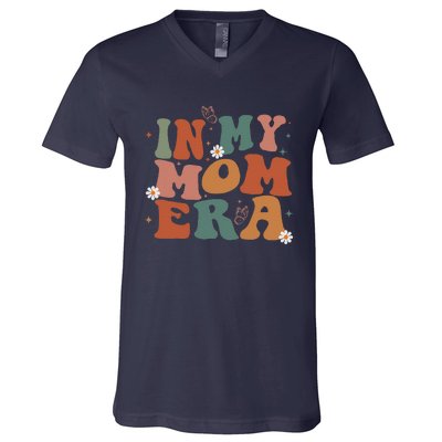 In My Mom Era Groovy New Mom Funny Mom Era Mothers Day V-Neck T-Shirt