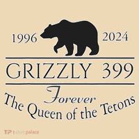 In Memory Of Bear 399 Forever Queen Of The Tetons Zip Tote Bag