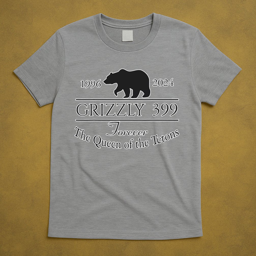 In Memory Of Bear 399 Forever Queen Of The Tetons T-Shirt