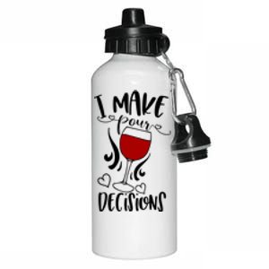 I Make Pour Decisions Beer Puns Funny Puns Funny Alcohol Aluminum Water Bottle