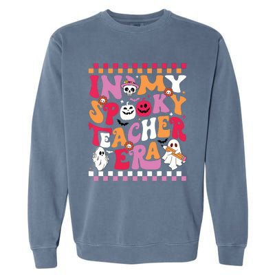 In My Spooky Teacher Era Groovy Ghost Teacher Halloween Garment-Dyed Sweatshirt