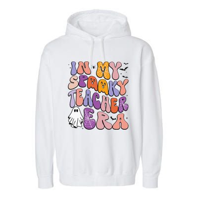 in my spooky teacher era groovy ghost teacher halloween Garment-Dyed Fleece Hoodie