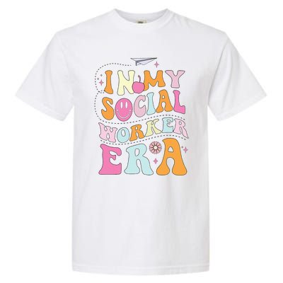 In My Social Worker Era School Social Worker Groovy Garment-Dyed Heavyweight T-Shirt