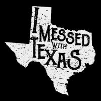 I Messed With Texas DonT Mess With This Texan Funny Texas Cropped Pullover Crew