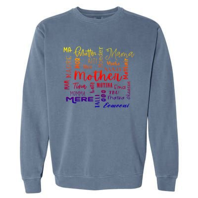 International Mom World Translations Multi Languages Green Funny Gift Garment-Dyed Sweatshirt