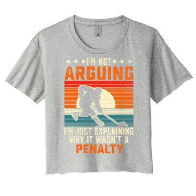 Im Not Arguing Hockey Player Retro Vintage Funny Ice Hockey Gift Women's Crop Top Tee