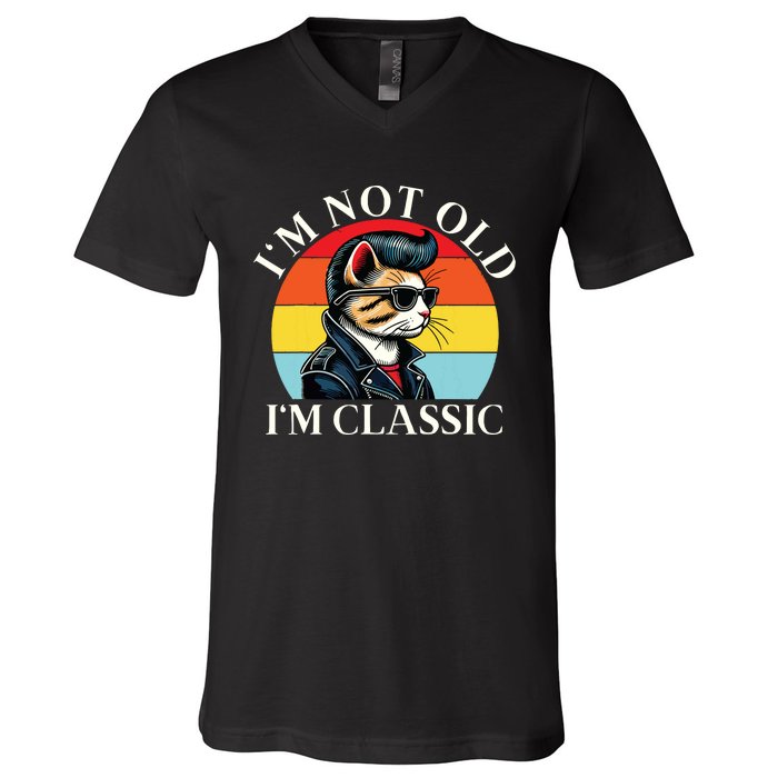 IM Not Old IM Classic Retro Vintage Funny Cat Lover Meme V-Neck T-Shirt