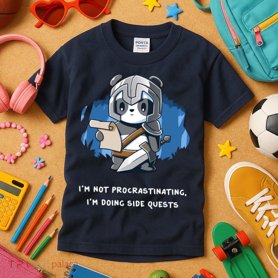I'm Not Procrastinating I'm Doing Side Quests Kids T-Shirt