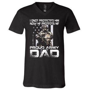 I Once Protected Him Now He Protects Me Proud Army Dad V-Neck T-Shirt