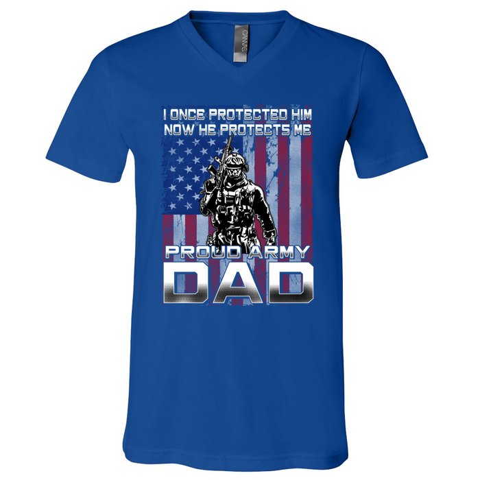 I Once Protected Him Now He Protects Me Proud Army Dad Gift V-Neck T-Shirt