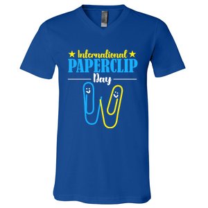 International Paperclip Day 29th May Papeclip Day Gift V-Neck T-Shirt