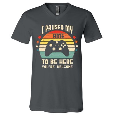 I Paused My Game To Be Here Gamer Gaming Retro Vintage Gift V-Neck T-Shirt