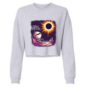 I Paused My Game For This Solar Eclips Design Gift Cropped Pullover Crew