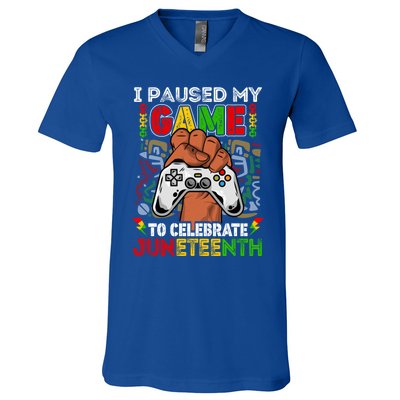 I Paused My Game To Celebrate Juneteenth Black Gamers Gift V-Neck T-Shirt