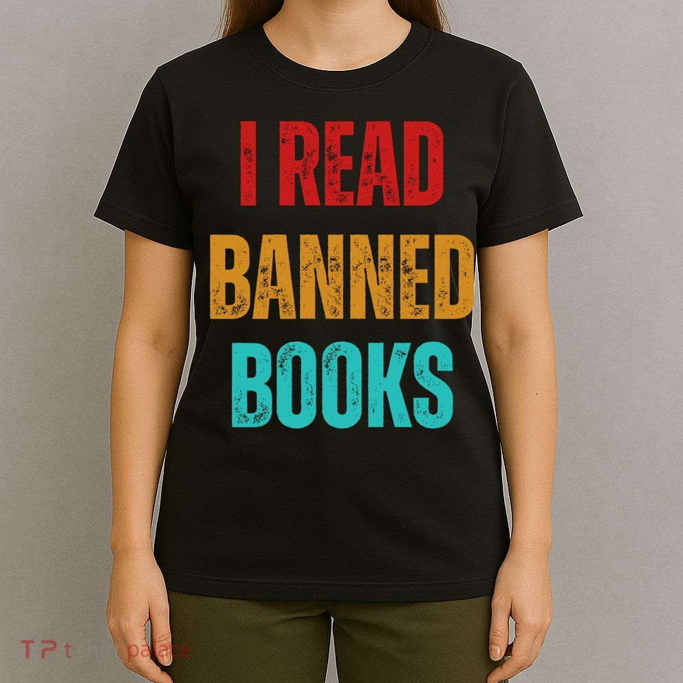 I Read Banned Books Im With The Banned Vintage Retro T-Shirt