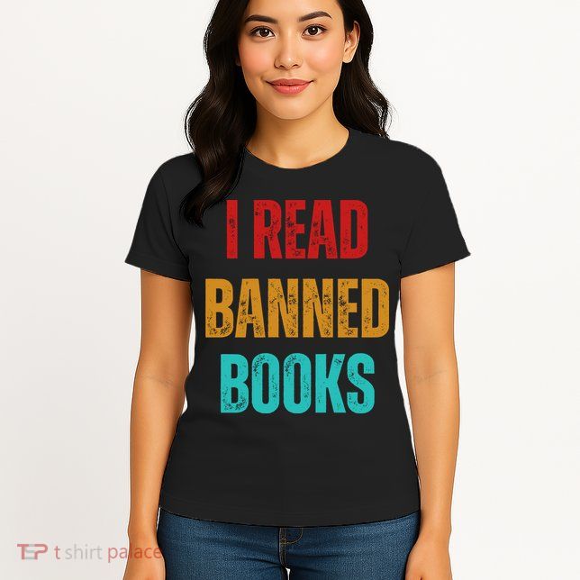 I Read Banned Books Im With The Banned Vintage Retro Womens T-Shirt