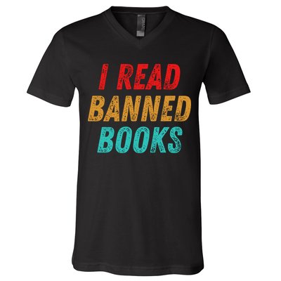 I Read Banned Books Im With The Banned Vintage Retro V-Neck T-Shirt