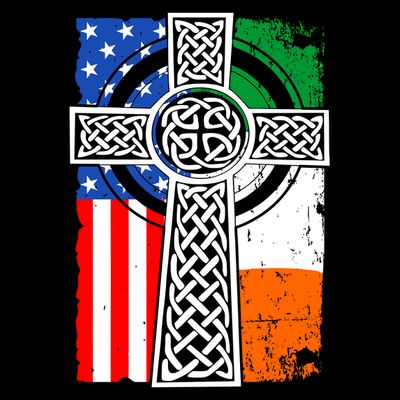 Irish American USA Flag Celtic Cross St Patrick's Day T-Shirt