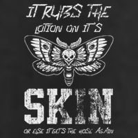 It Rubs Lotion On ItS Skin Else It Gets The Hose Again 7 Panel Mesh Trucker Snapback Hat