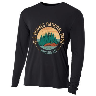 Isle Royale Michigan National Park Moose Sillhouete Cooling Performance Long Sleeve Crew