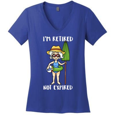 Im Retired Not Expired Retired Grandma Beach Vacation Gift Women's V-Neck T-Shirt