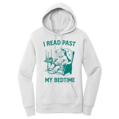 I Read Past My Bedtime Retro Women's Pullover Hoodie