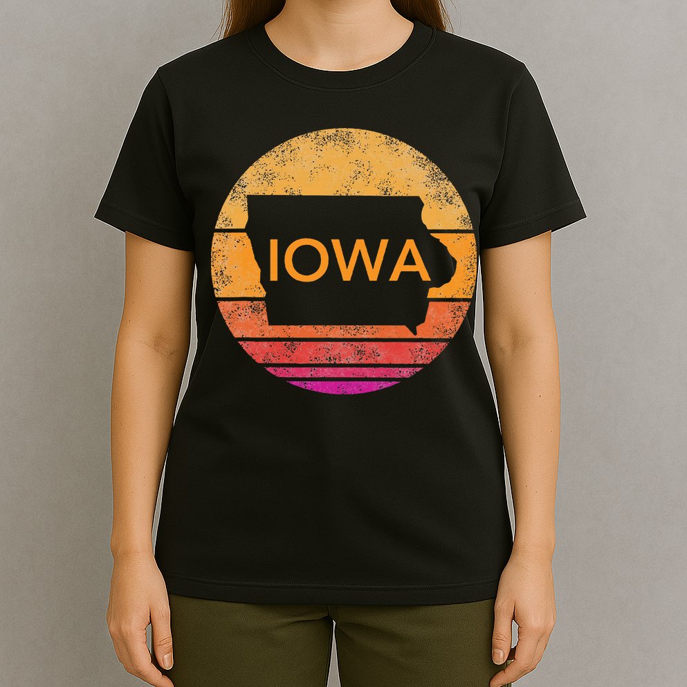 Iowa Retro Sunset  State Of Iowa Outline T-Shirt