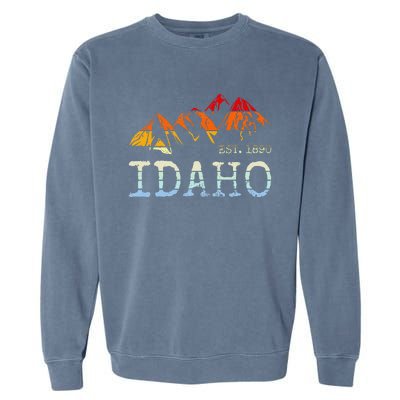 Idaho Retro Sunset Vintage Mountain Home Est 1890 Hiking Garment-Dyed Sweatshirt