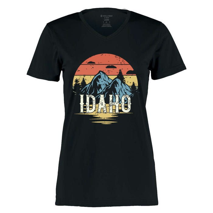 Idaho Retro Vintage Women's Momentum V-Neck T-Shirt