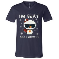 Im Sexy And I Snow It Retro Funny Snowman V-Neck T-Shirt