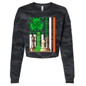 Irish Shamrock American Flag Chess Game St Patrick's Day Great Gift Cropped Pullover Crew