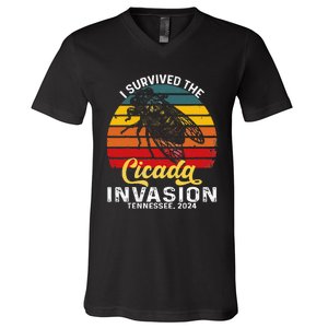 I Survived Cicada Invasion Tennessee 2024 Retro Cicada Bugs V-Neck T-Shirt