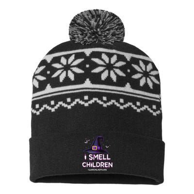 I Smell Children Lunch Lady Life Halloween For Lunch Lady USA-Made Snowflake Beanie