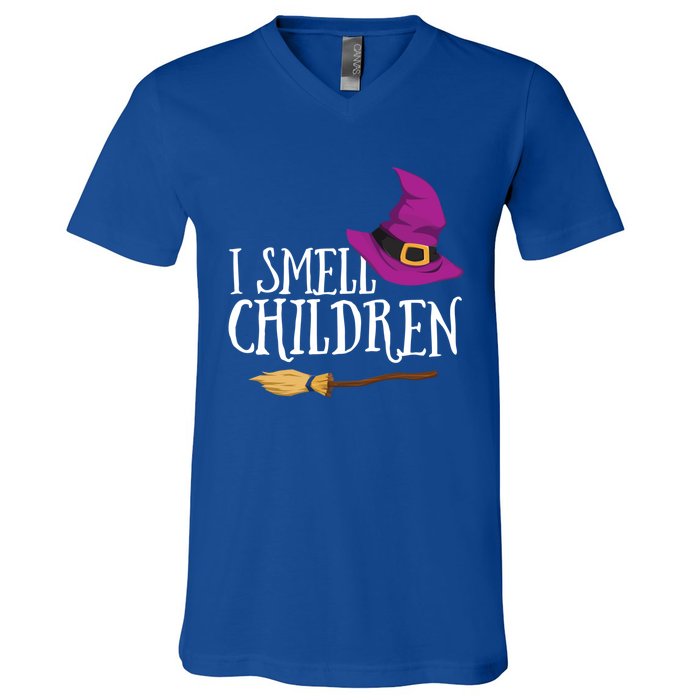 I Smell Children Teacher Halloween Witch For Meaningful Gift V-Neck T-Shirt